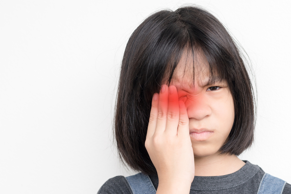 Conjunctivitis,Eye,In,Child.,Asia,Kid,Hand,On,Her,Face