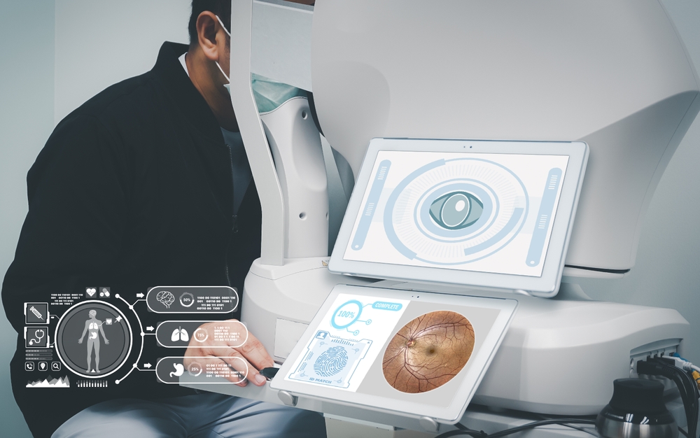 Close-up,Of,A,Patient,Measuring,The,Retina,With,Fundus,Photography